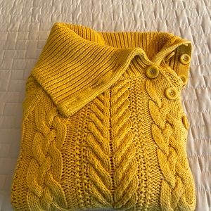 Victoria Secret women’s cotton sweater S